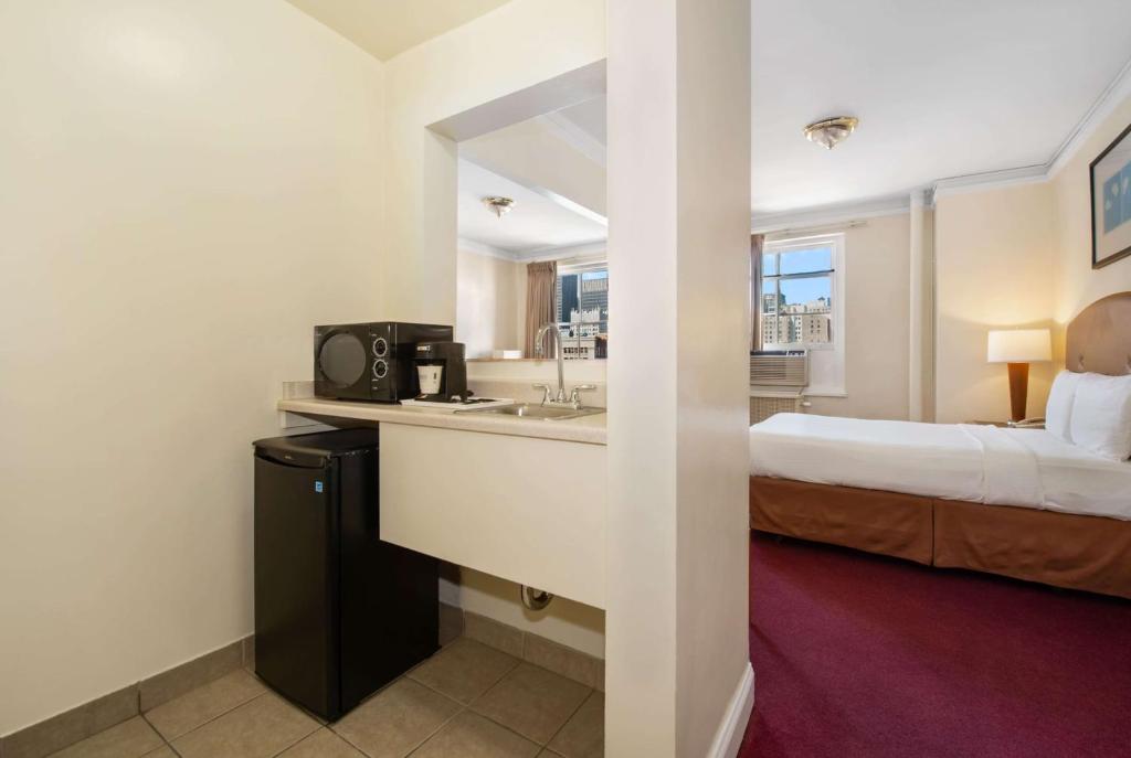 Travelodge by Wyndham Downtown Chicago image 14